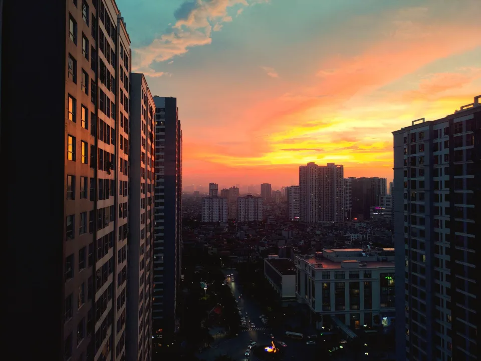 Xe đưa khách xem nhà
